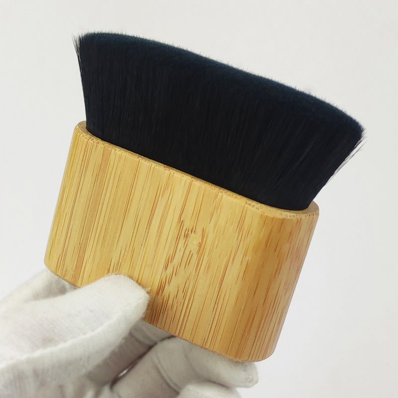 Multifunctional Soft Foundation Brush - Image 8